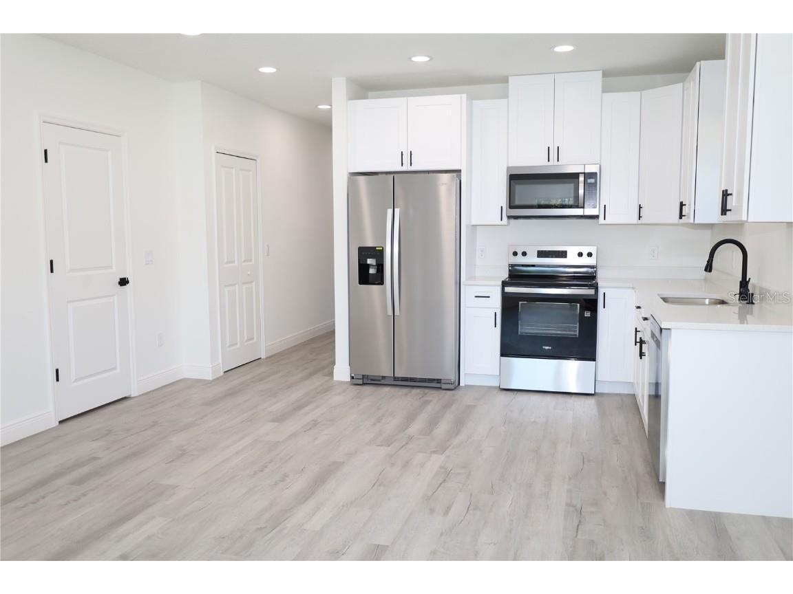 630 S Adelle Avenue Deland FL 32720 V4946245 image4