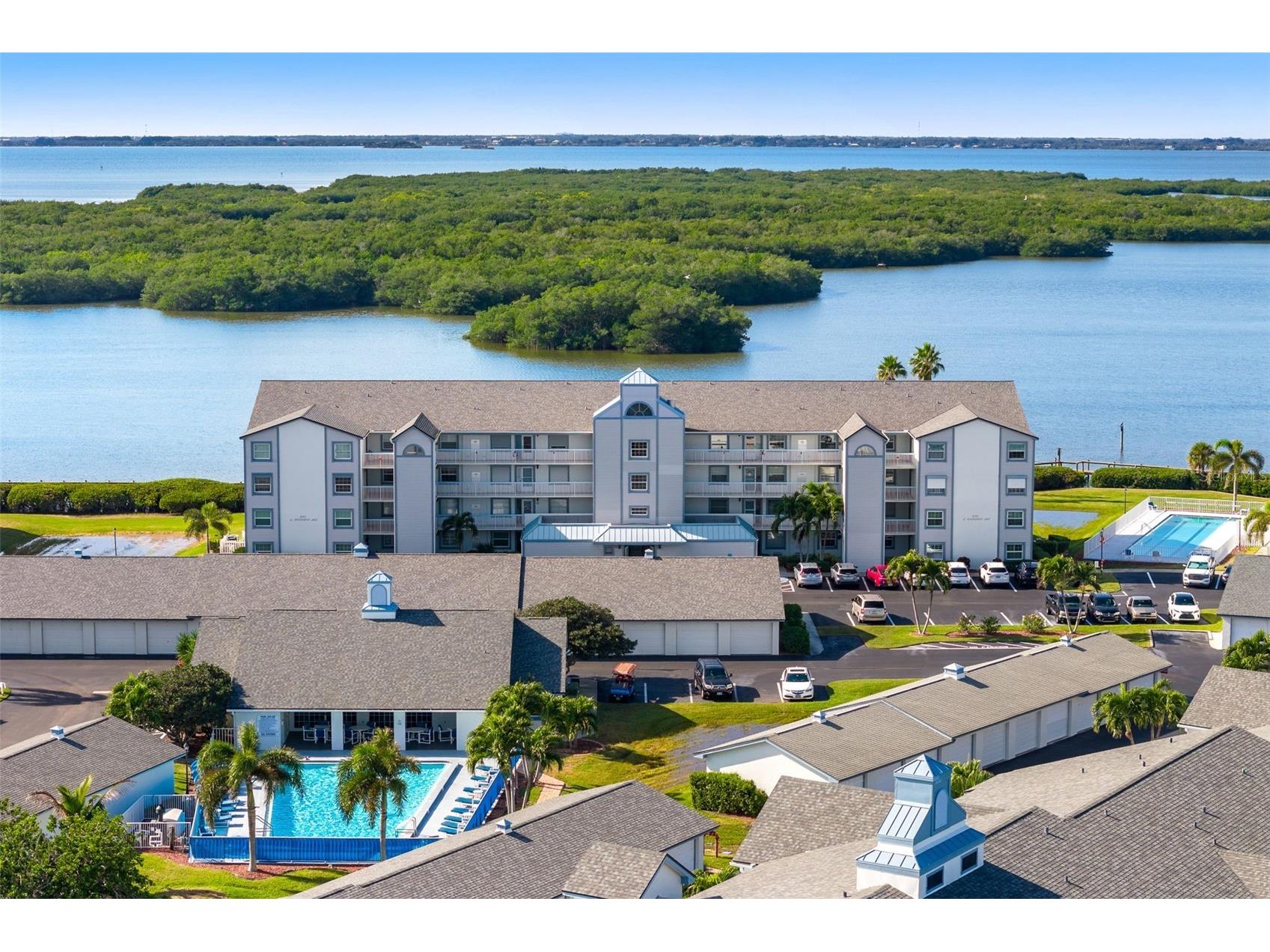 630 S Brevard Avenue #1116 Cocoa Beach FL 32931 O6386333 image1