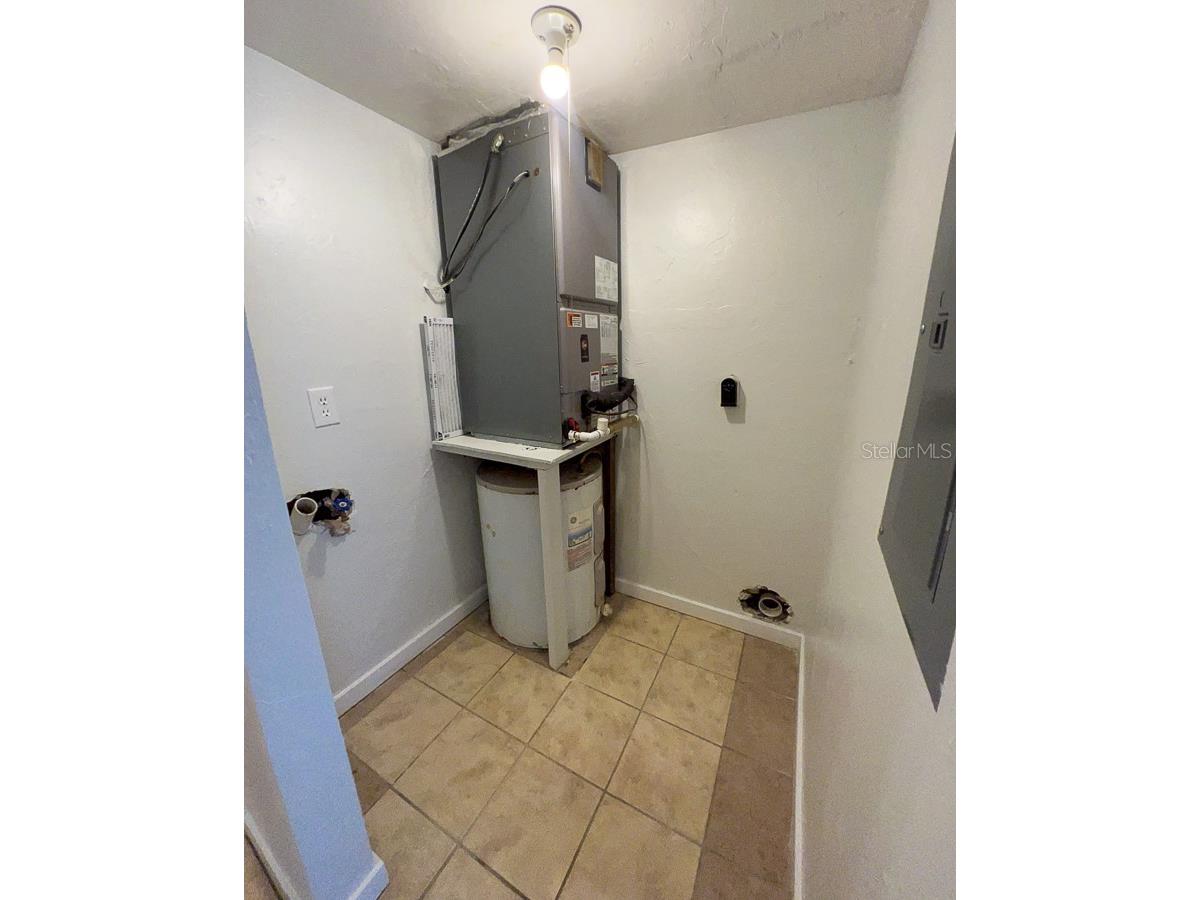 630 SW 67th Terrace #A Gainesville FL 32607 GC539545 image11