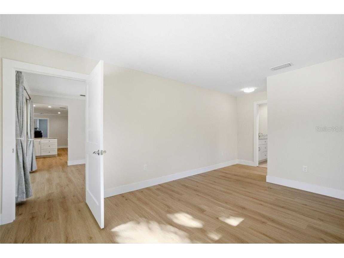 630 Venice Lane Sarasota FL 34242 A4669940 image18