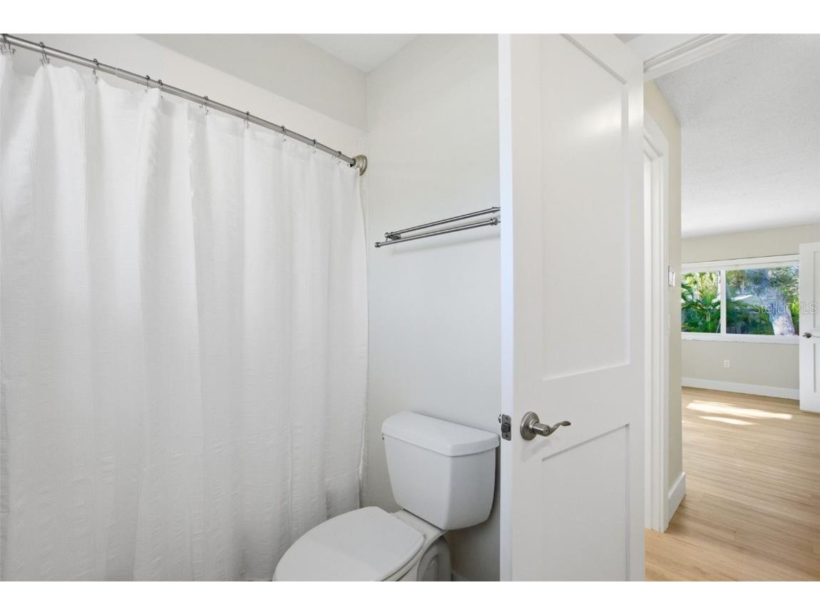 630 Venice Lane Sarasota FL 34242 A4669940 image22