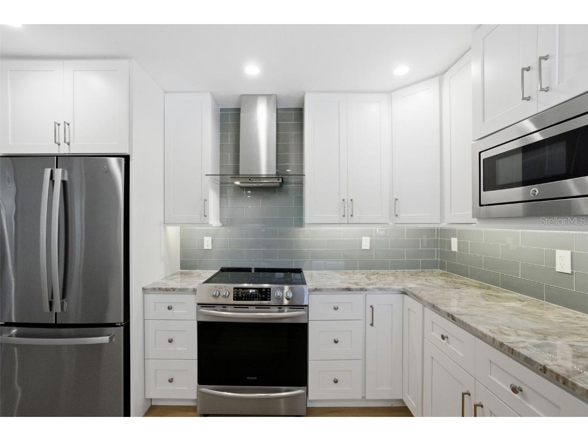 630 Venice Lane Sarasota FL 34242 A4669940 image24