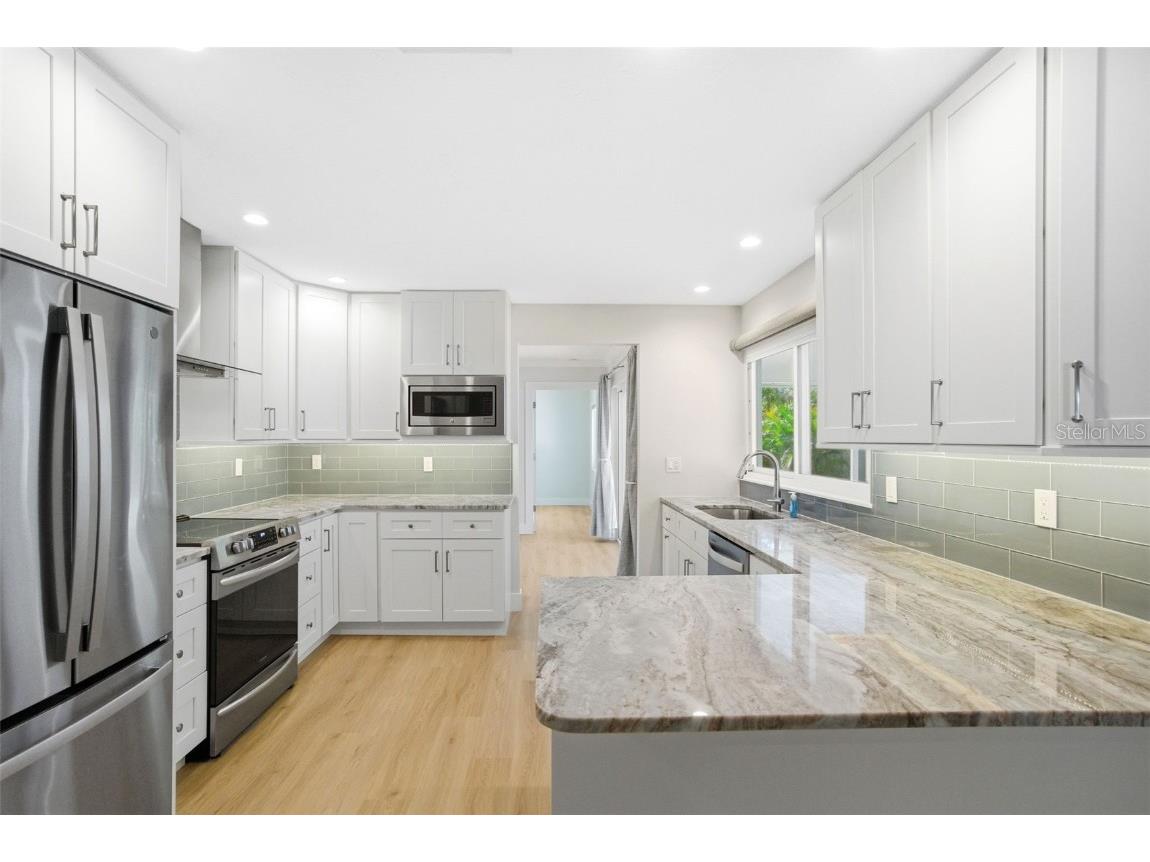 630 Venice Lane Sarasota FL 34242 A4669940 image25