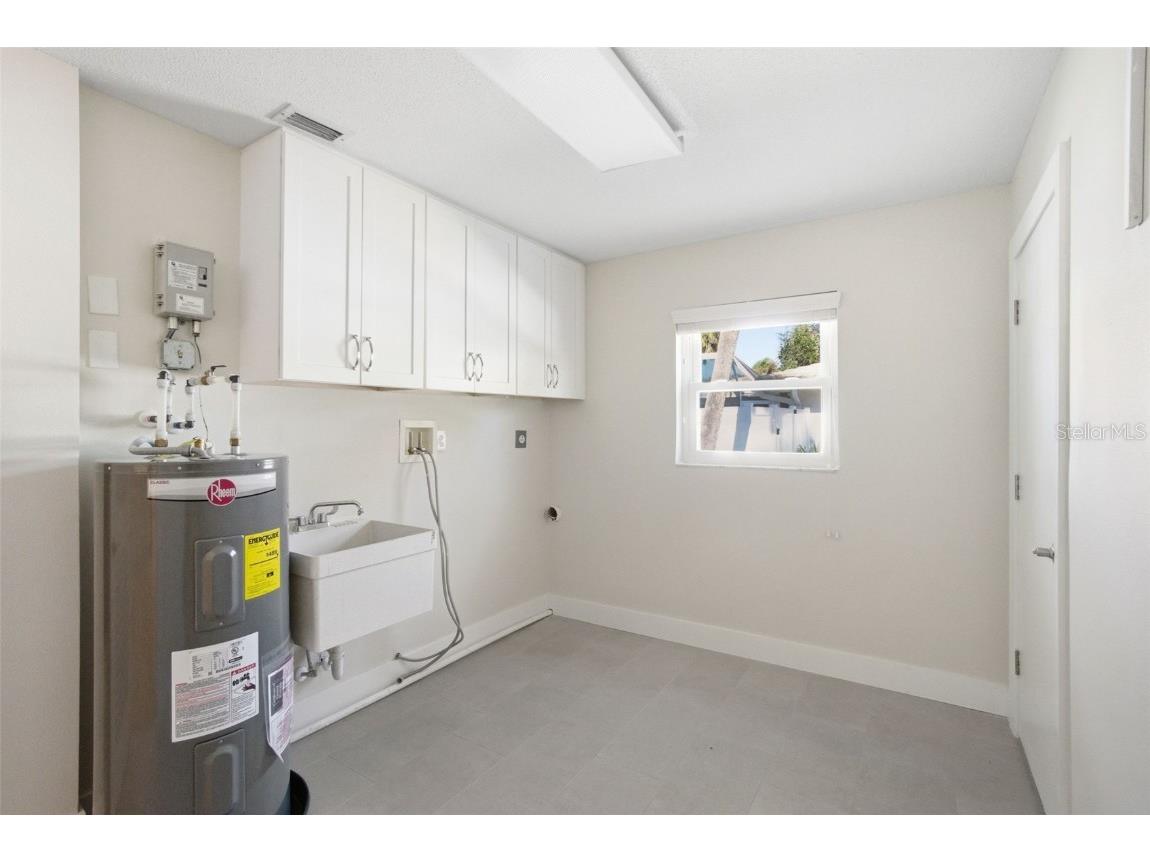 630 Venice Lane Sarasota FL 34242 A4669940 image42