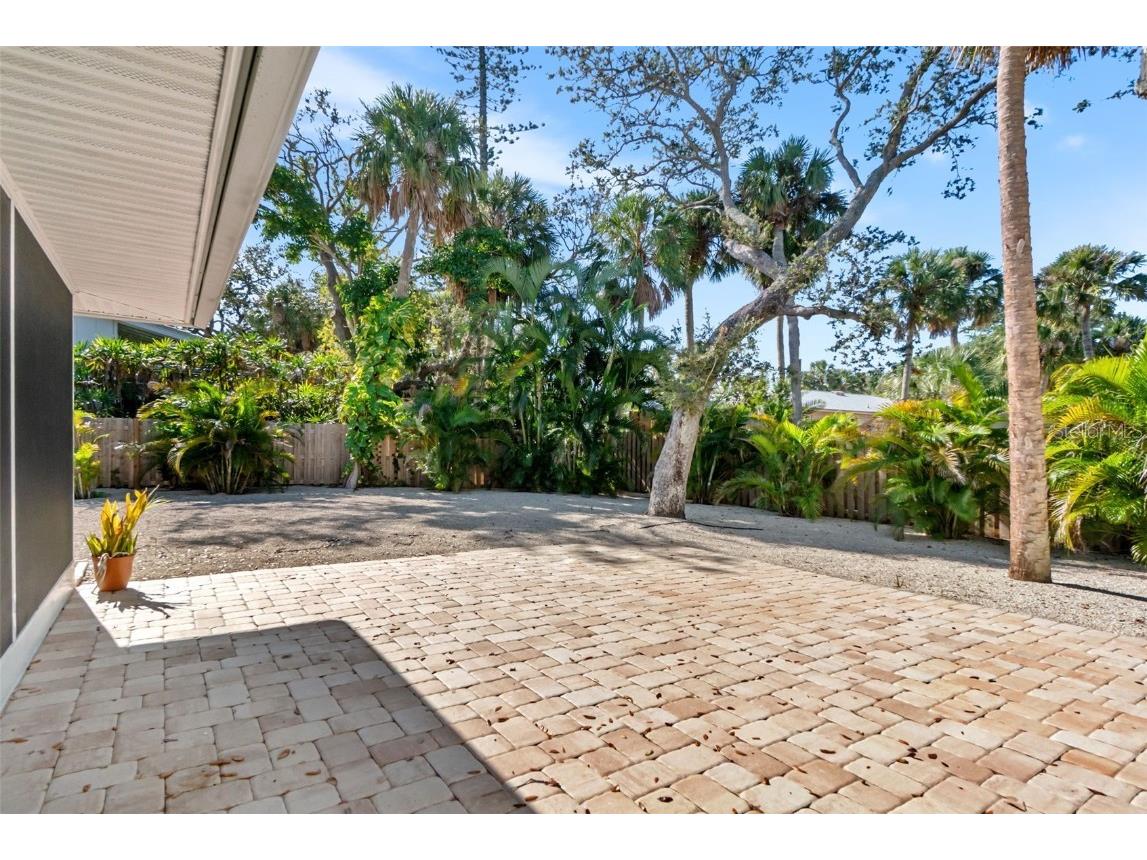 630 Venice Lane Sarasota FL 34242 A4669940 image52