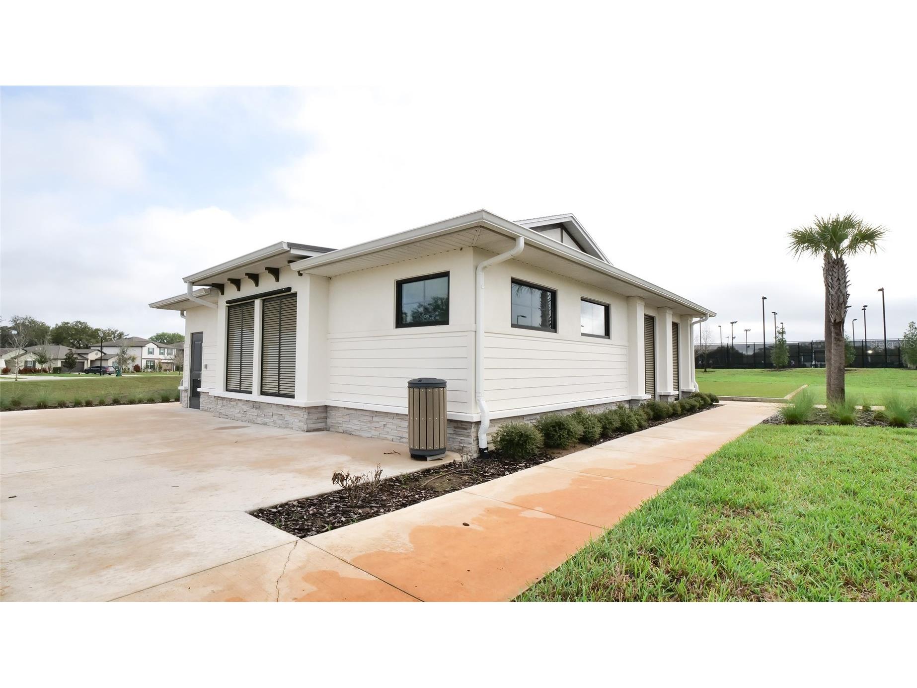 6300 Beverly Hills Drive Zephyrhills FL 33541 TB8486629 image43