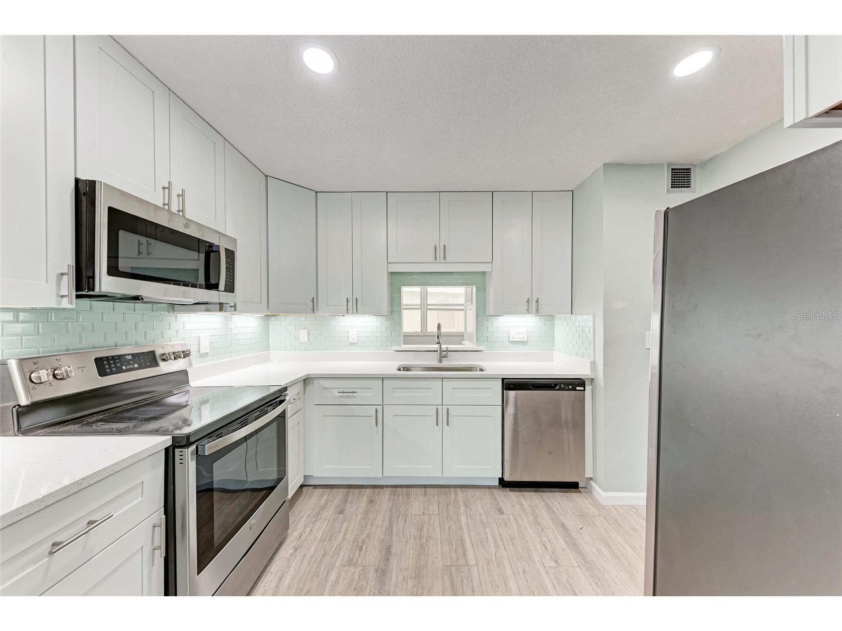 6300 Flotilla Drive #105 Holmes Beach FL 34217 A4668176 image3