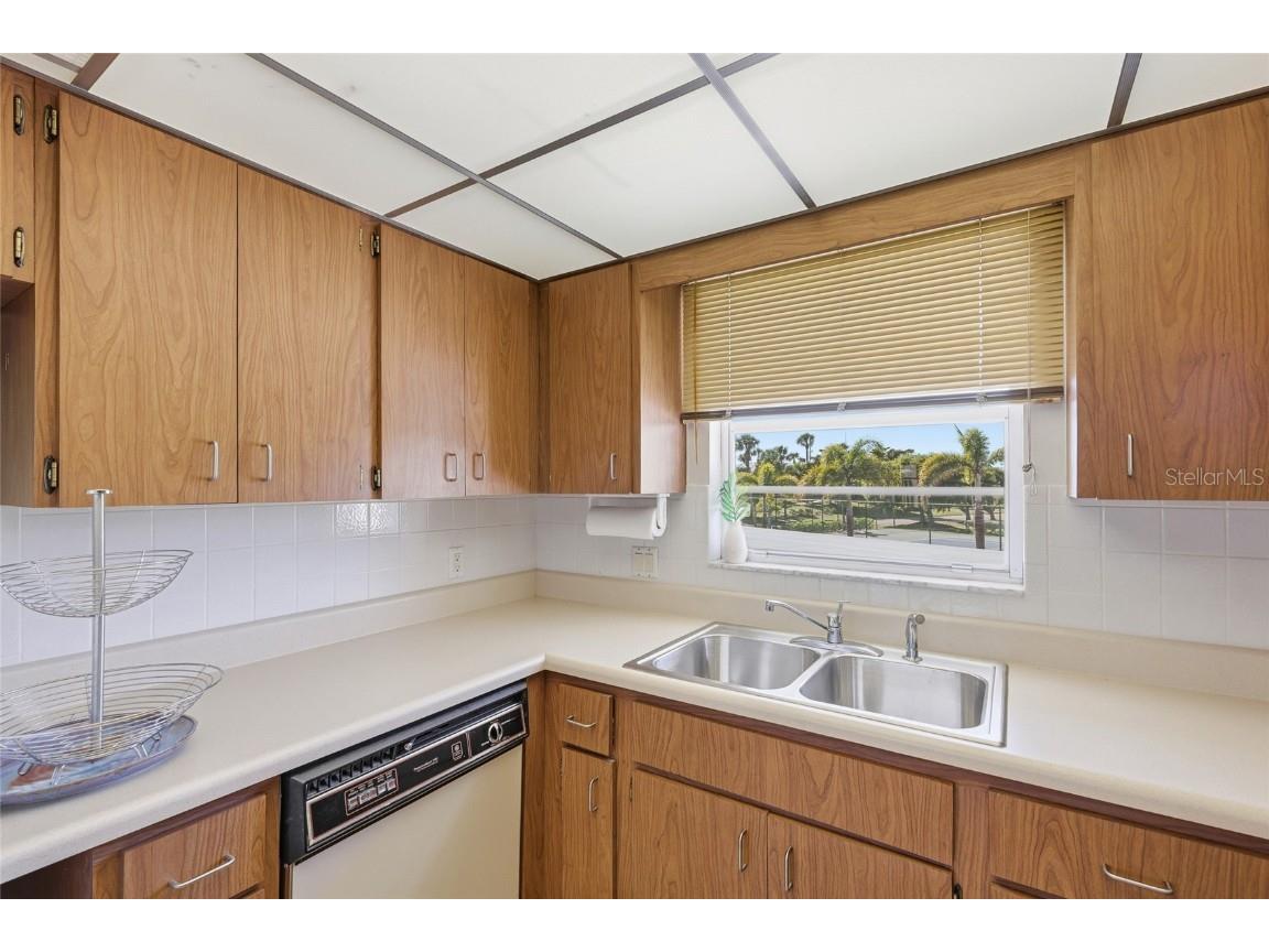 6300 Flotilla Drive #72 Holmes Beach FL 34217 A4672583 image11