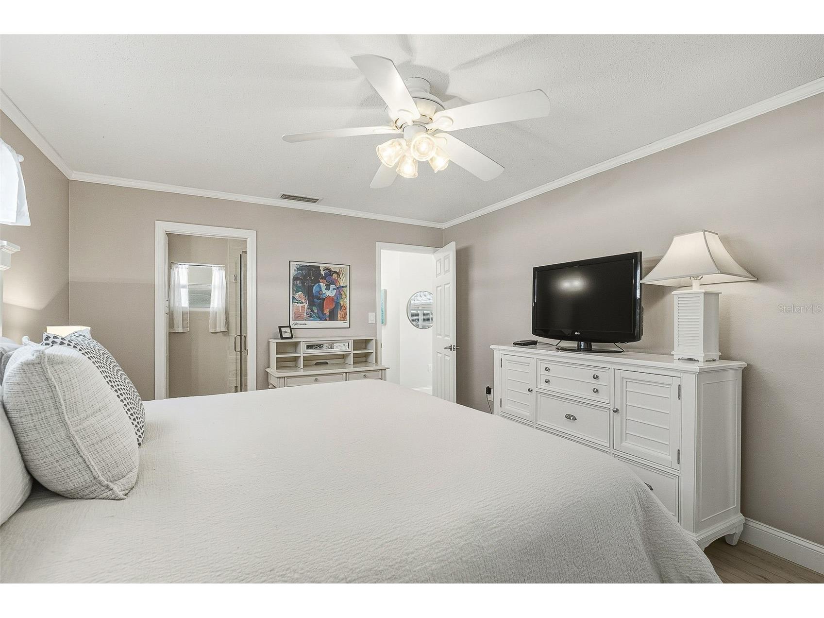 6300 Midnight Pass Road #21 Sarasota FL 34242 A4678951 image18