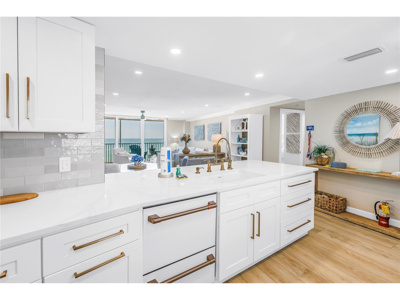 6300 Midnight Pass Road #702 Sarasota FL 34242 - GULF OF MEXICO A4692155 image17