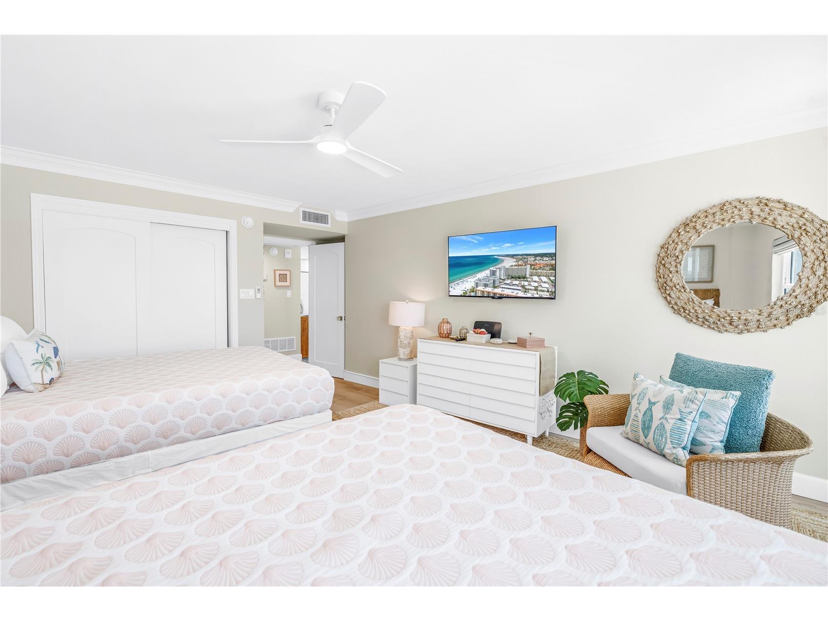6300 Midnight Pass Road #702 Sarasota FL 34242 - GULF OF MEXICO A4692155 image29