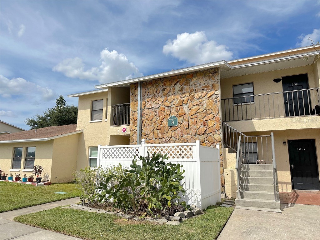 6301 58th Street N #802 Pinellas Park FL 33781 U8218429 image1