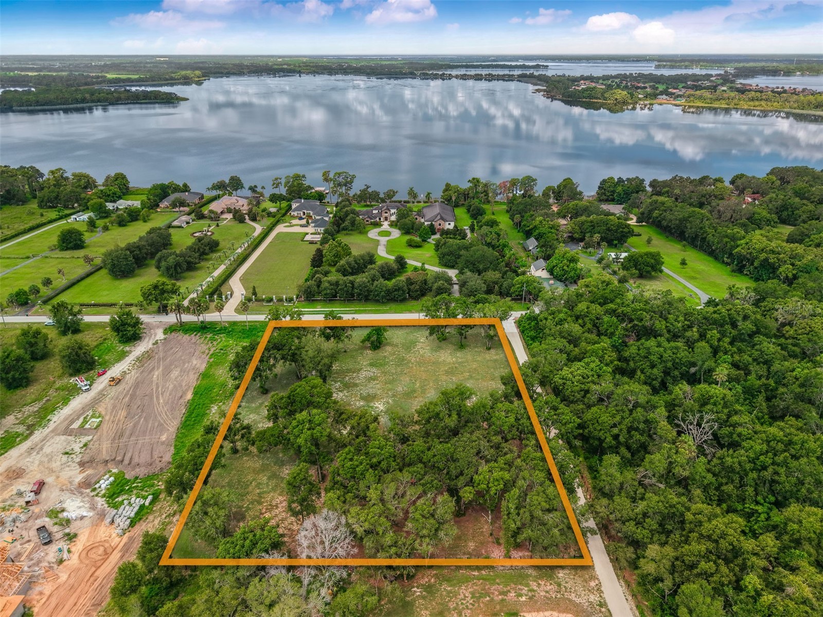 6301 Dora Drive Mount Dora FL 32757 - LAKE BEAUCLAIRE O6333094 image2