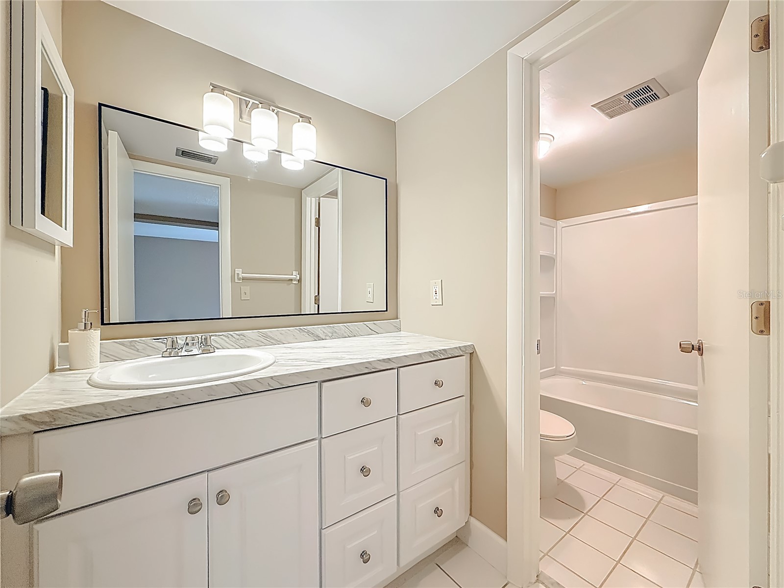 6301 Newtown Circle #1A2 Tampa FL 33615 TB8490695 image20