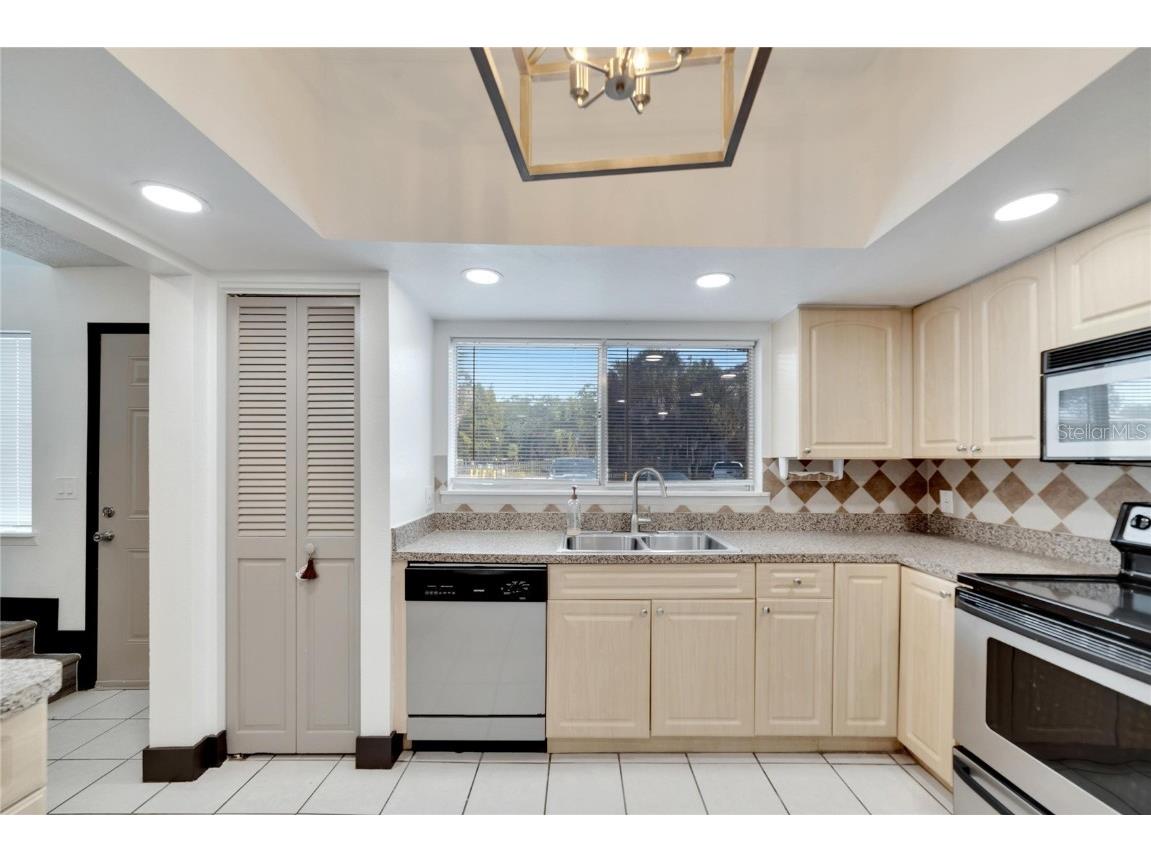 6301 Newtown Circle #1A4 Tampa FL 33615 TB8443265 image9