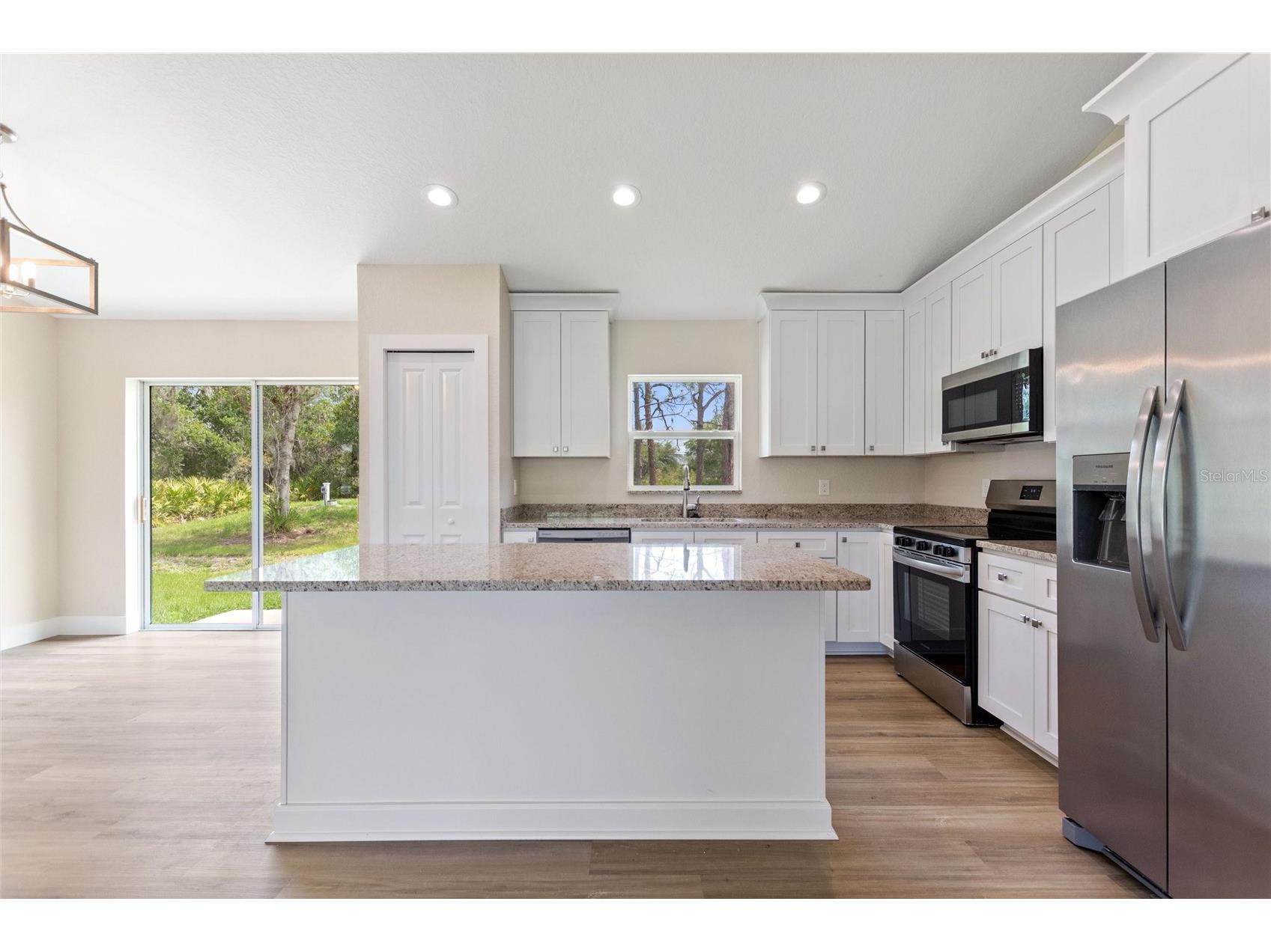6301 Red Grange Boulevard Indian Lake Estates FL 33855 - LAKE WALK IN WATER P4938505 image10