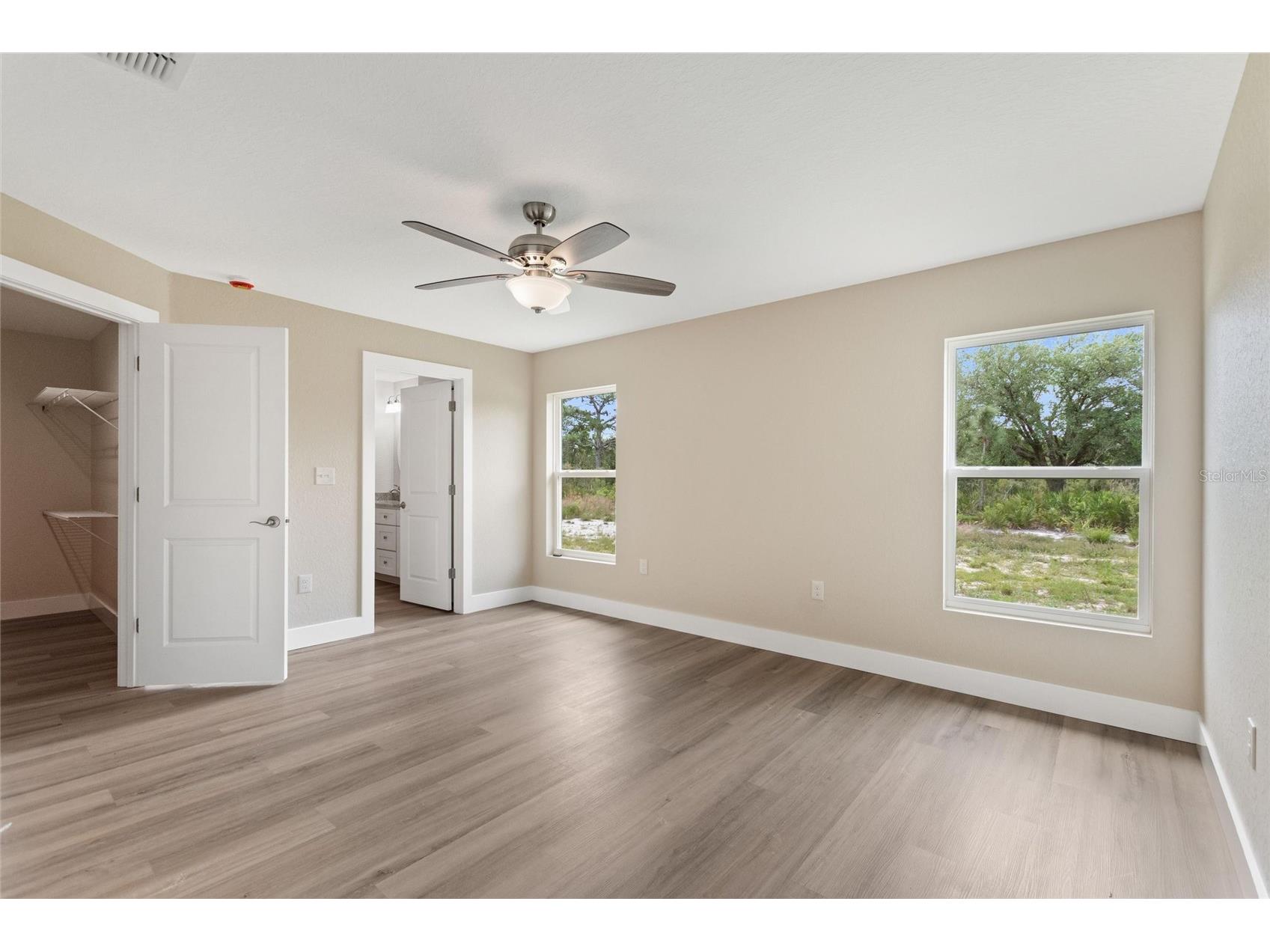 6301 Red Grange Boulevard Indian Lake Estates FL 33855 - LAKE WALK IN WATER P4938505 image14