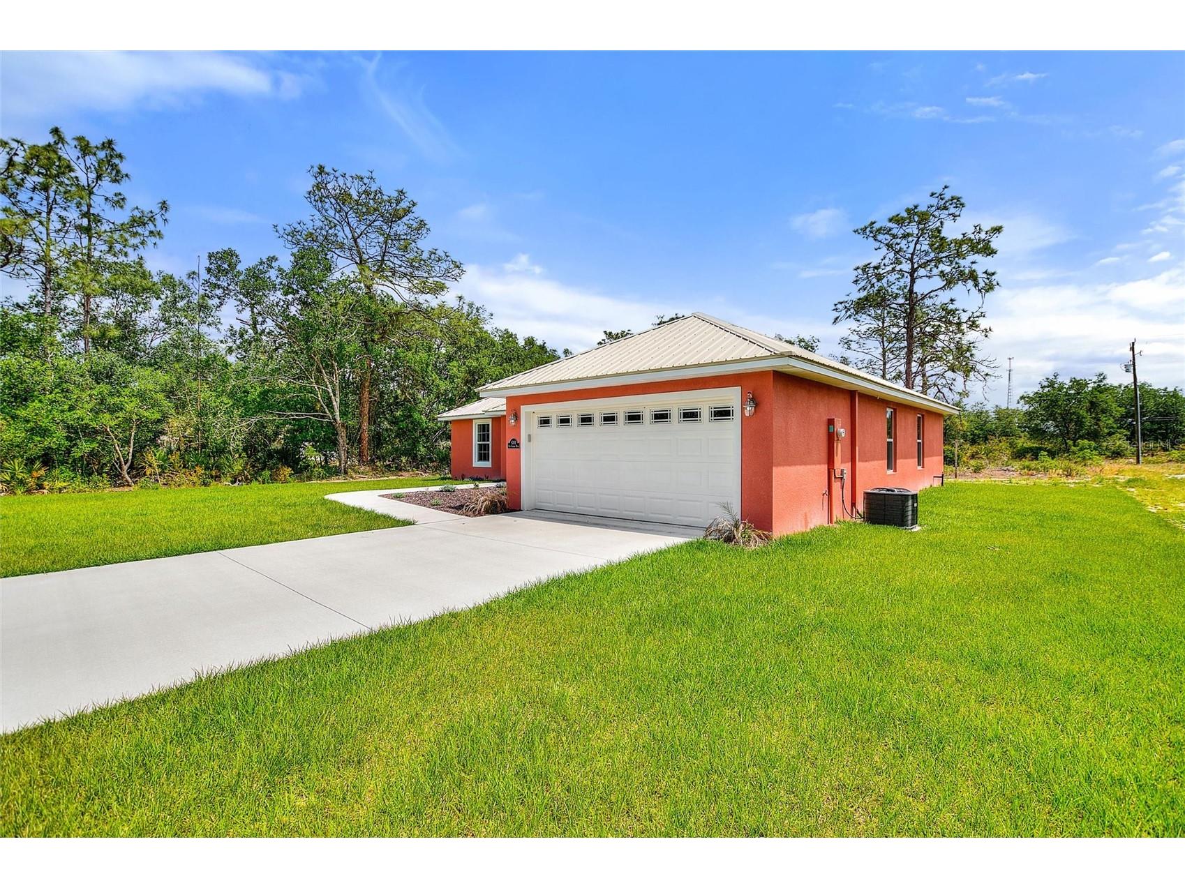 6301 Red Grange Boulevard Indian Lake Estates FL 33855 - LAKE WALK IN WATER P4938505 image28