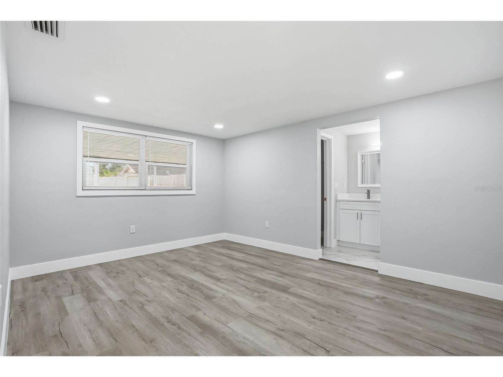6302 Diamond Drive New Port Richey FL 34653 TB8492699 image16