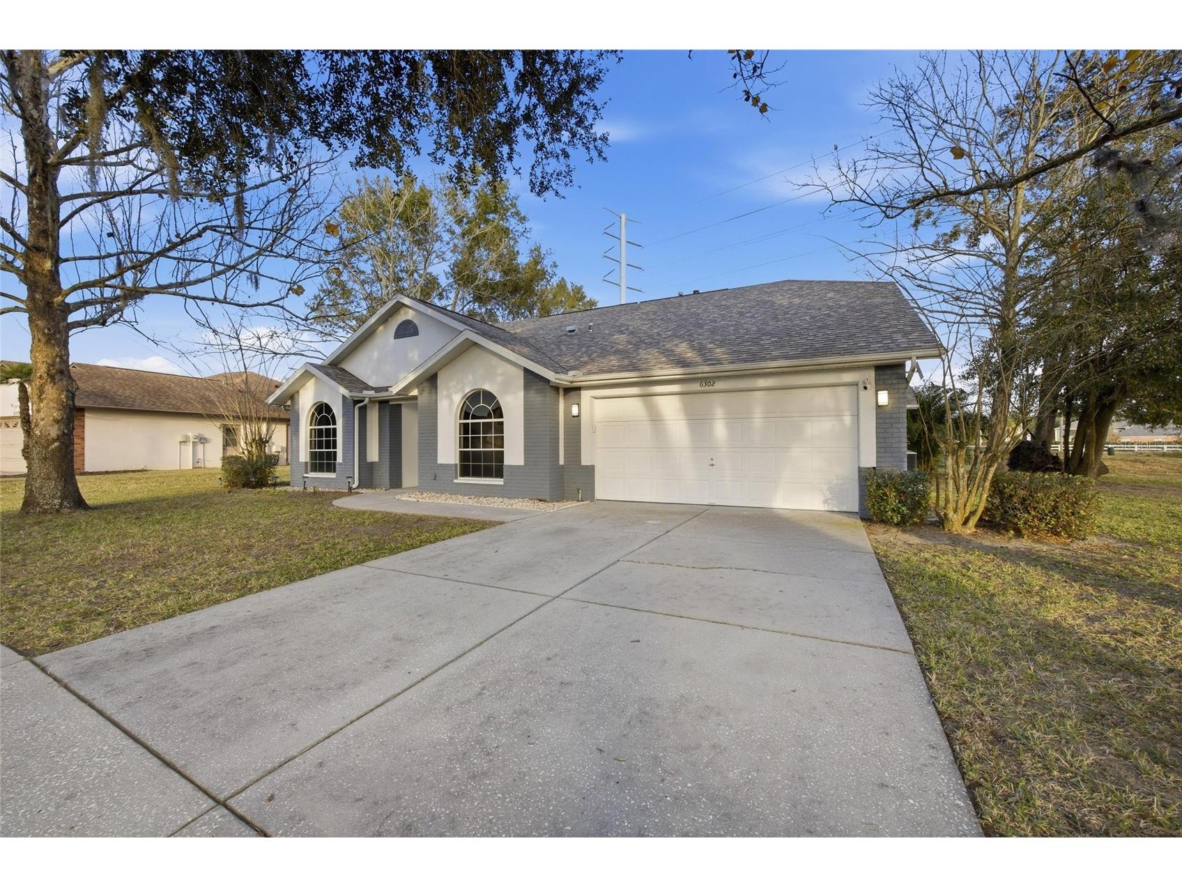 6302 Silver Oaks Drive Zephyrhills FL 33542 TB8468019 image2