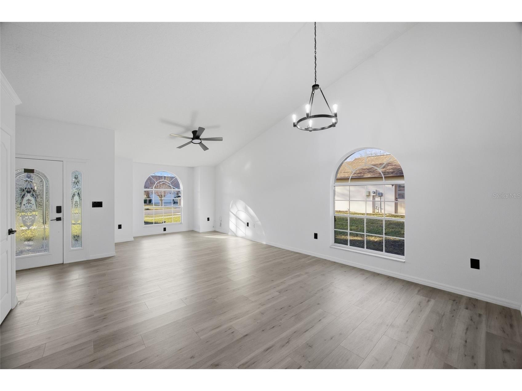 6302 Silver Oaks Drive Zephyrhills FL 33542 TB8468019 image4