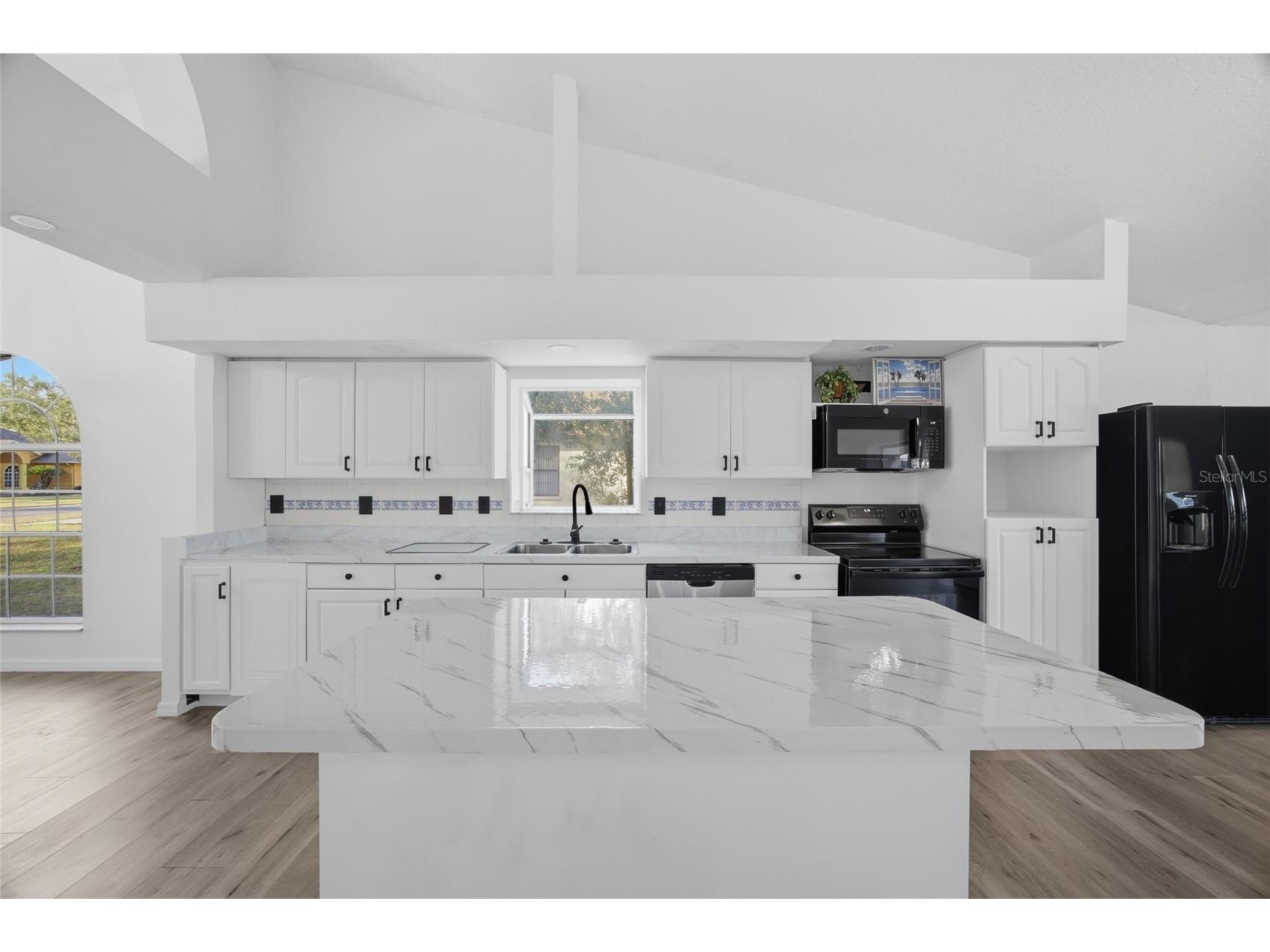 6302 Silver Oaks Drive Zephyrhills FL 33542 TB8468019 image9