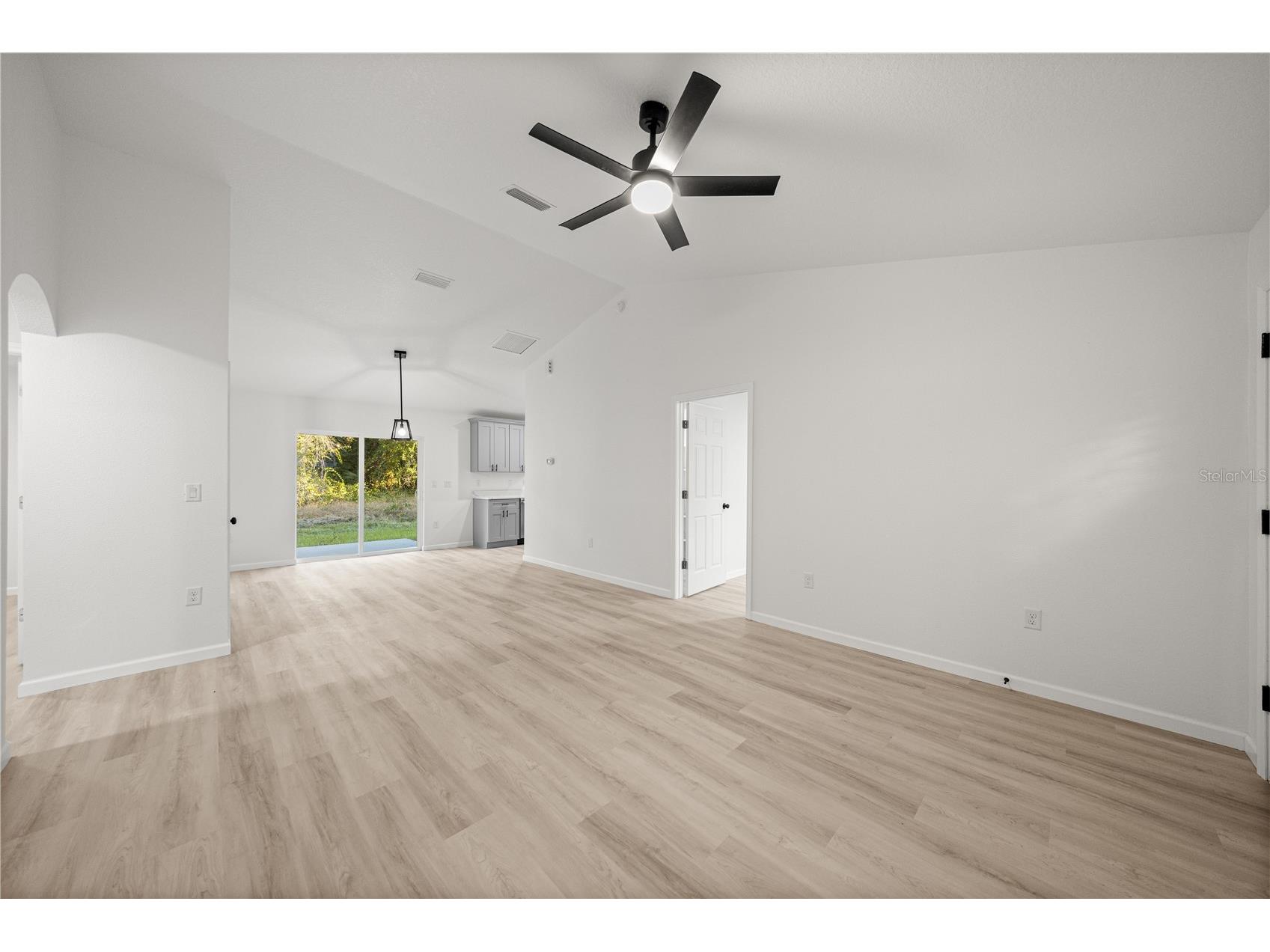 6303 NW 65th Street Ocala FL 34482 OM709640 image7