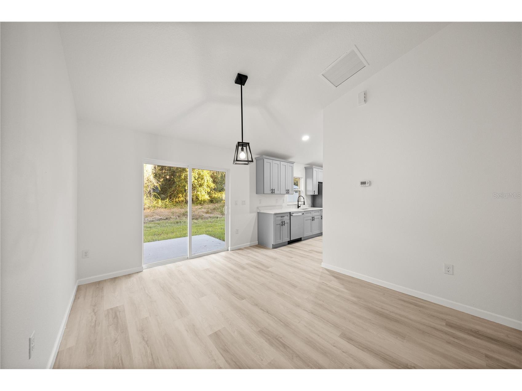 6303 NW 65th Street Ocala FL 34482 OM709640 image8