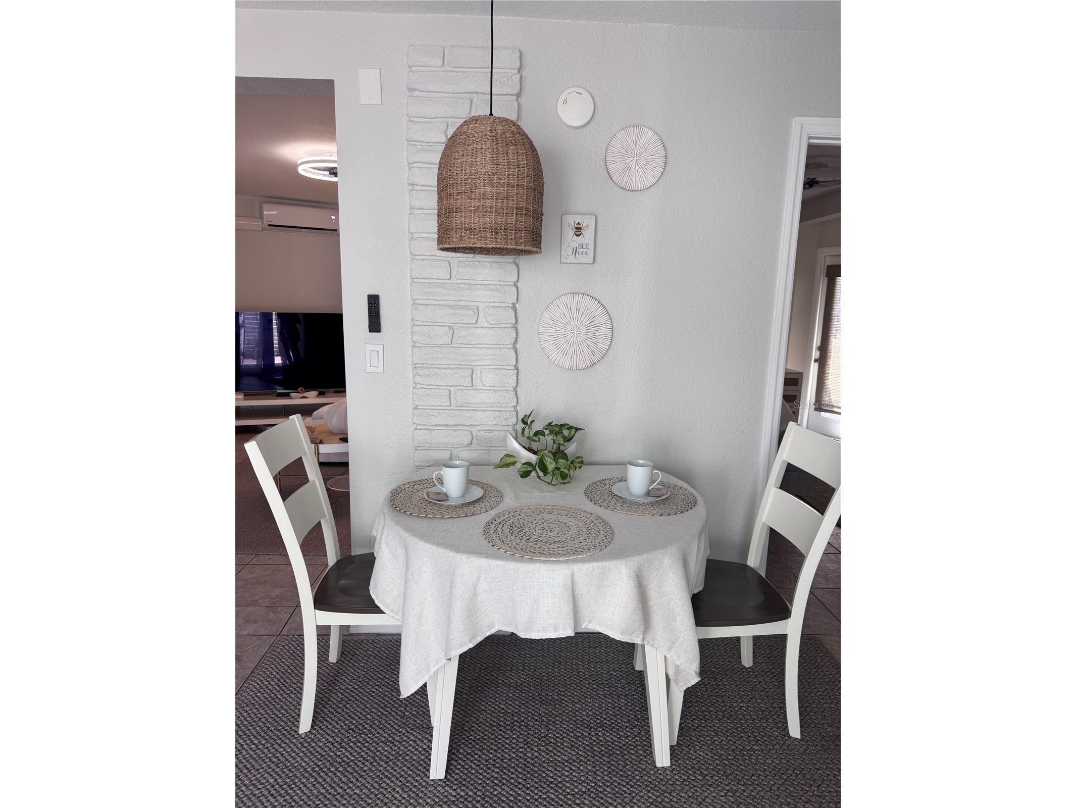 6304 Beechwood Avenue Sarasota FL 34231 A4628886 image57