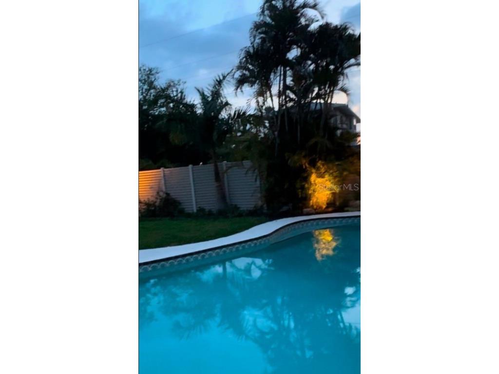 6304 Beechwood Avenue Sarasota FL 34231 A4628886 image7