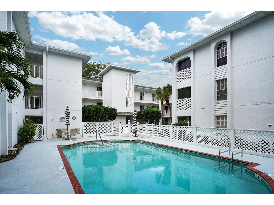 6304 Pointe West Boulevard #A105 Bradenton FL 34209 A4593651 image1