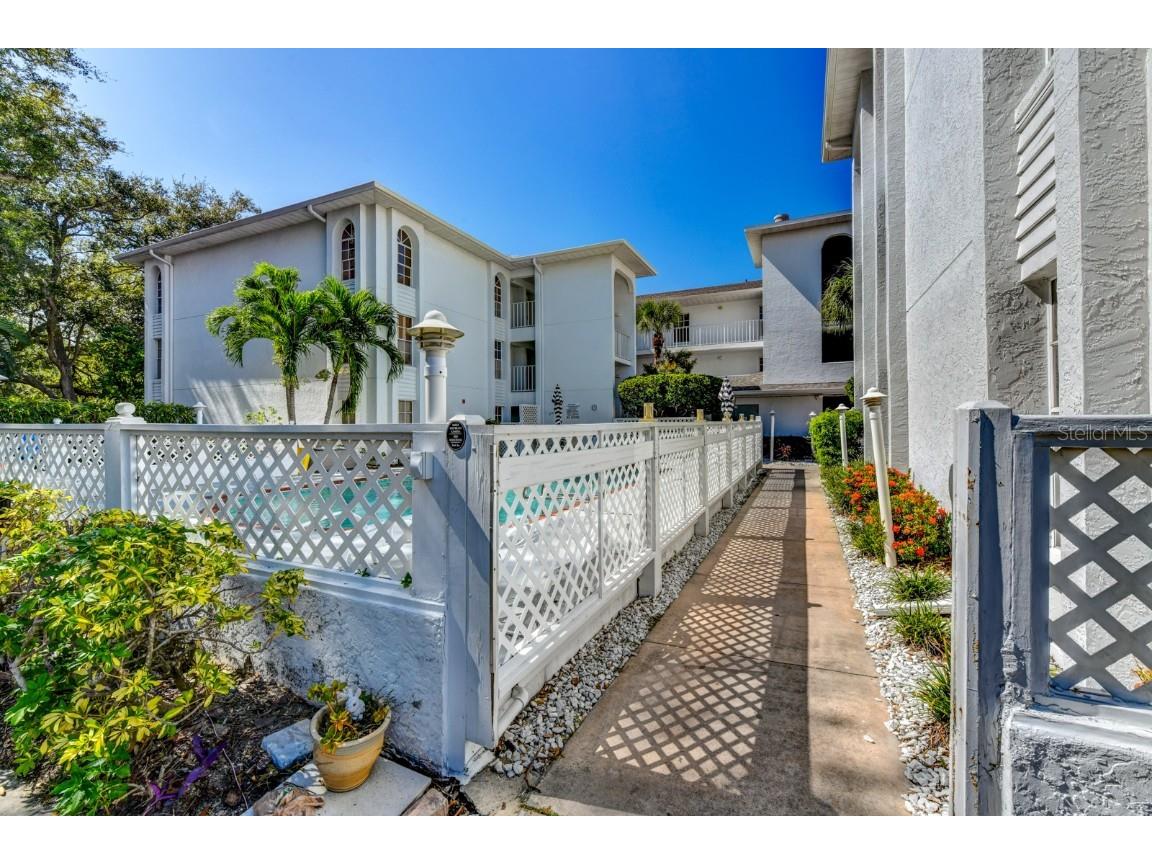 6304 Pointe West Boulevard #A304 Bradenton FL 34209 A4624726 image1