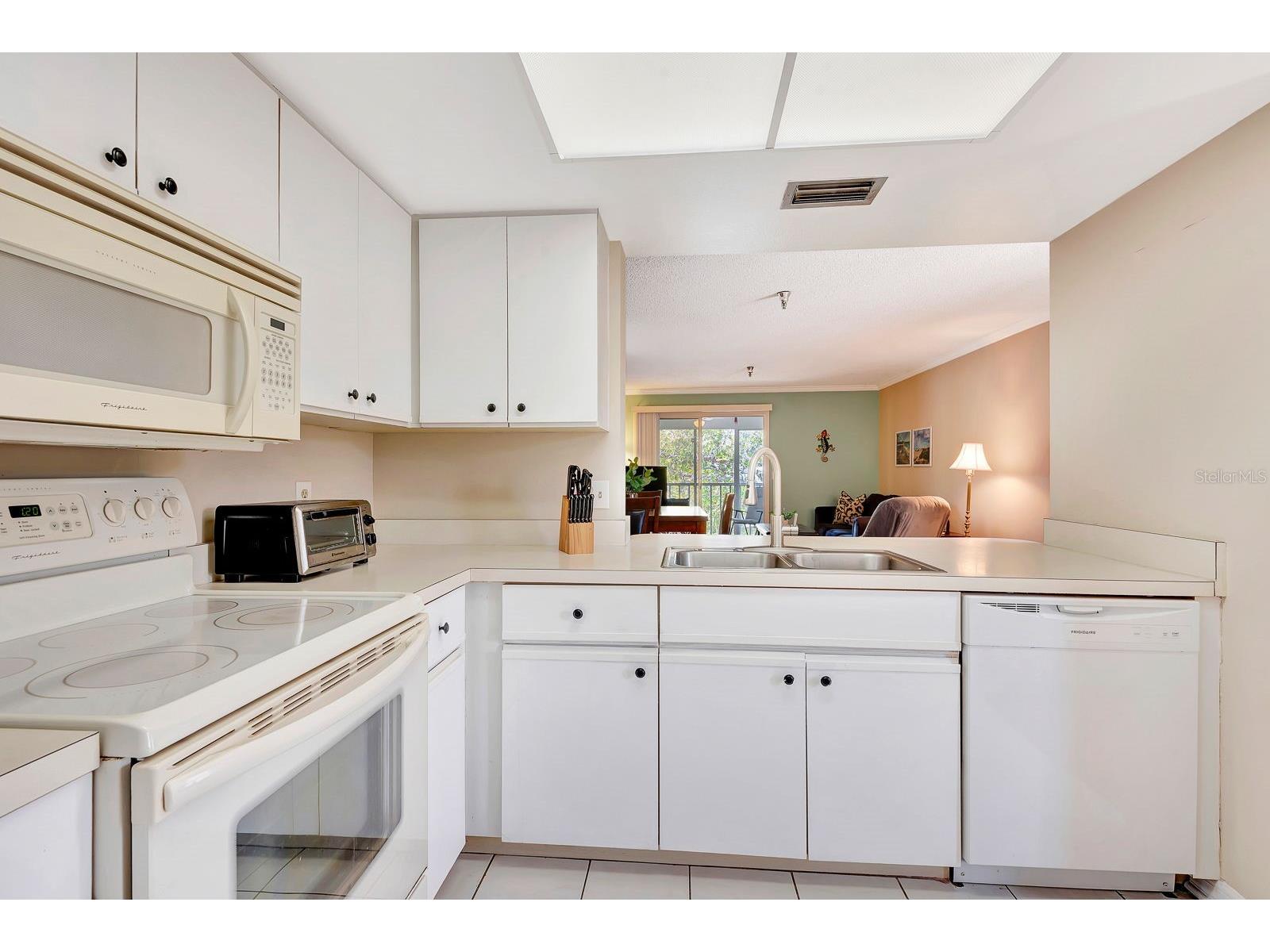 6304 Pointe West Boulevard #A306 Bradenton FL 34209 A4683254 image6