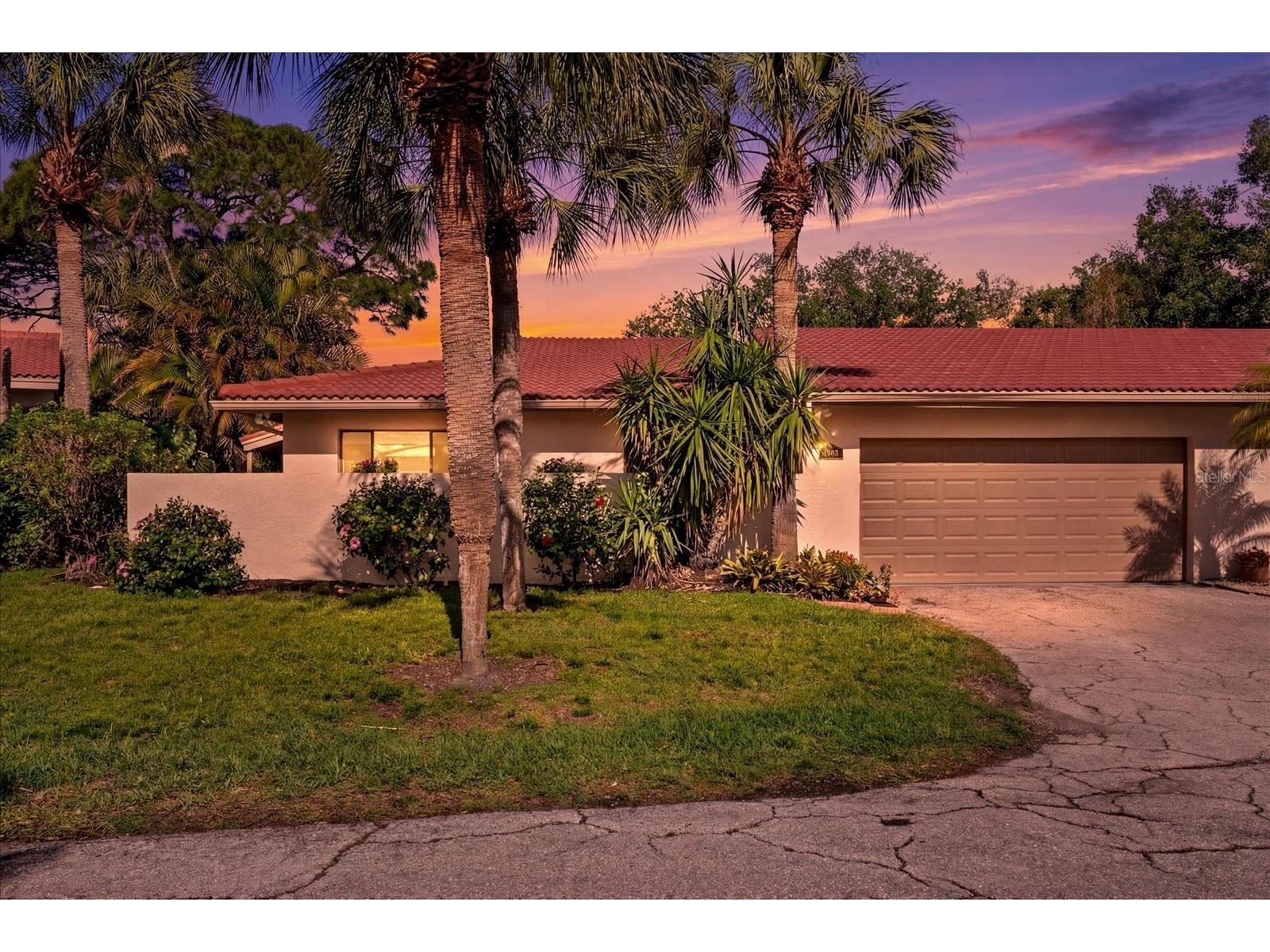 6304 Sun Eagle Lane #19B Bradenton FL 34210 A4684459 image1
