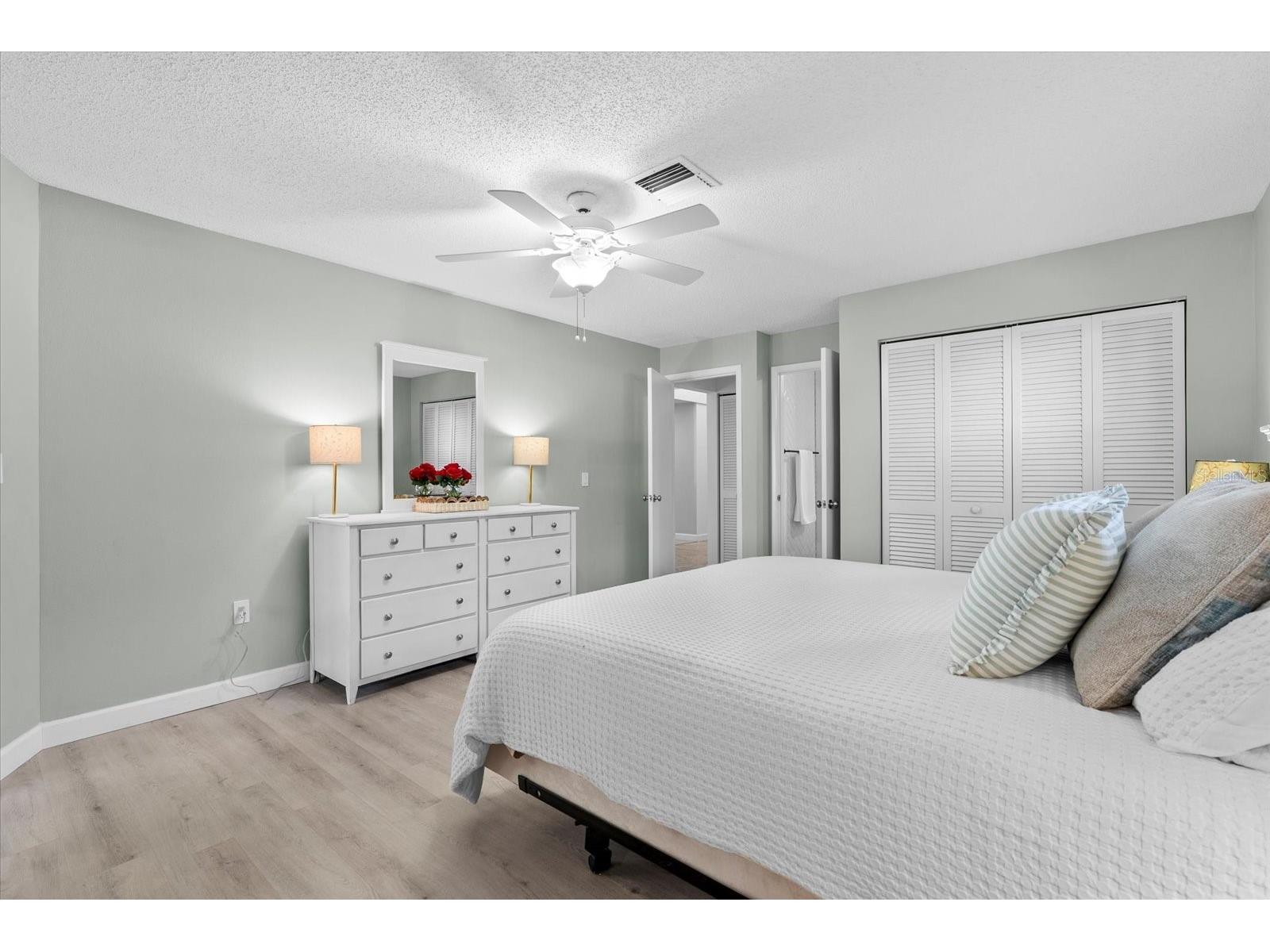 6304 Sun Eagle Lane #19B Bradenton FL 34210 A4684459 image21