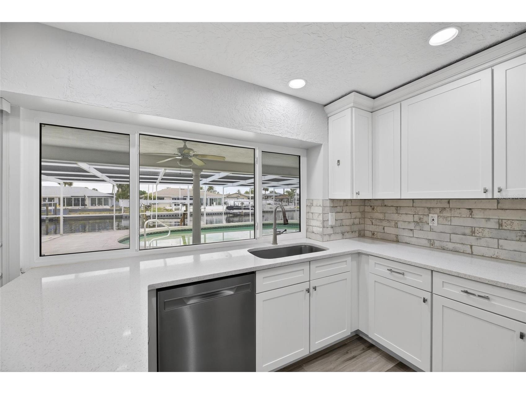 6305 Cottonwood Lane Apollo Beach FL 33572 TB8506450 image21