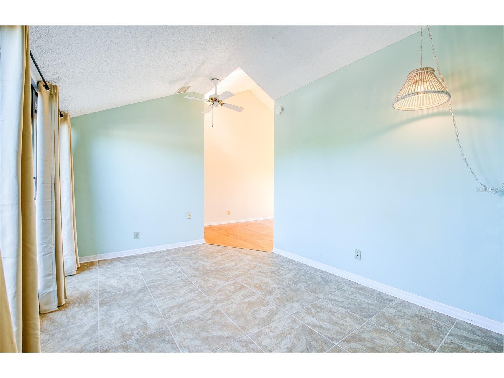 6305 Pelican Creek Crossing #D Saint Petersburg FL 33707 TB8503119 image29