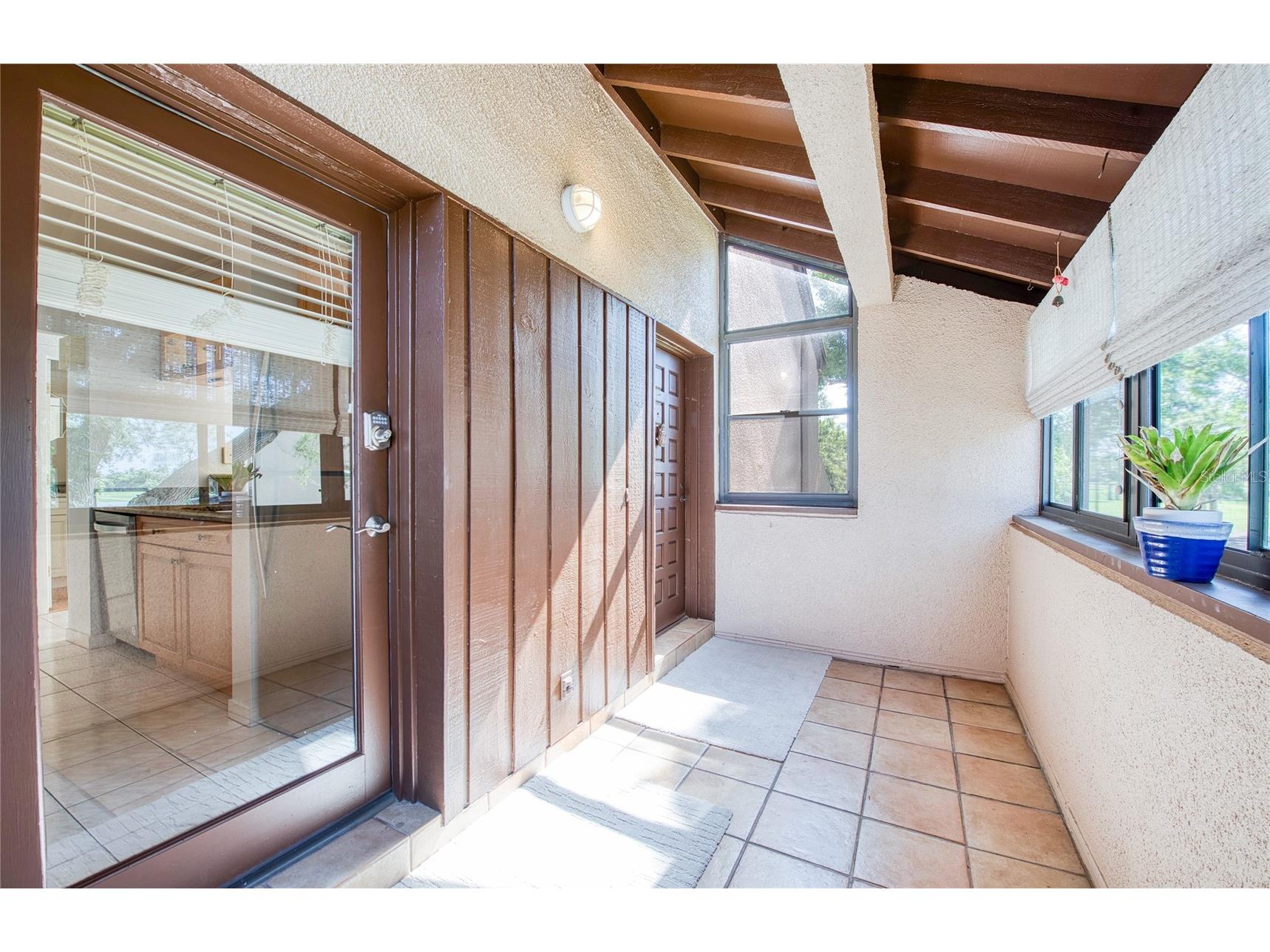 6305 Pelican Creek Crossing #D Saint Petersburg FL 33707 TB8503119 image3