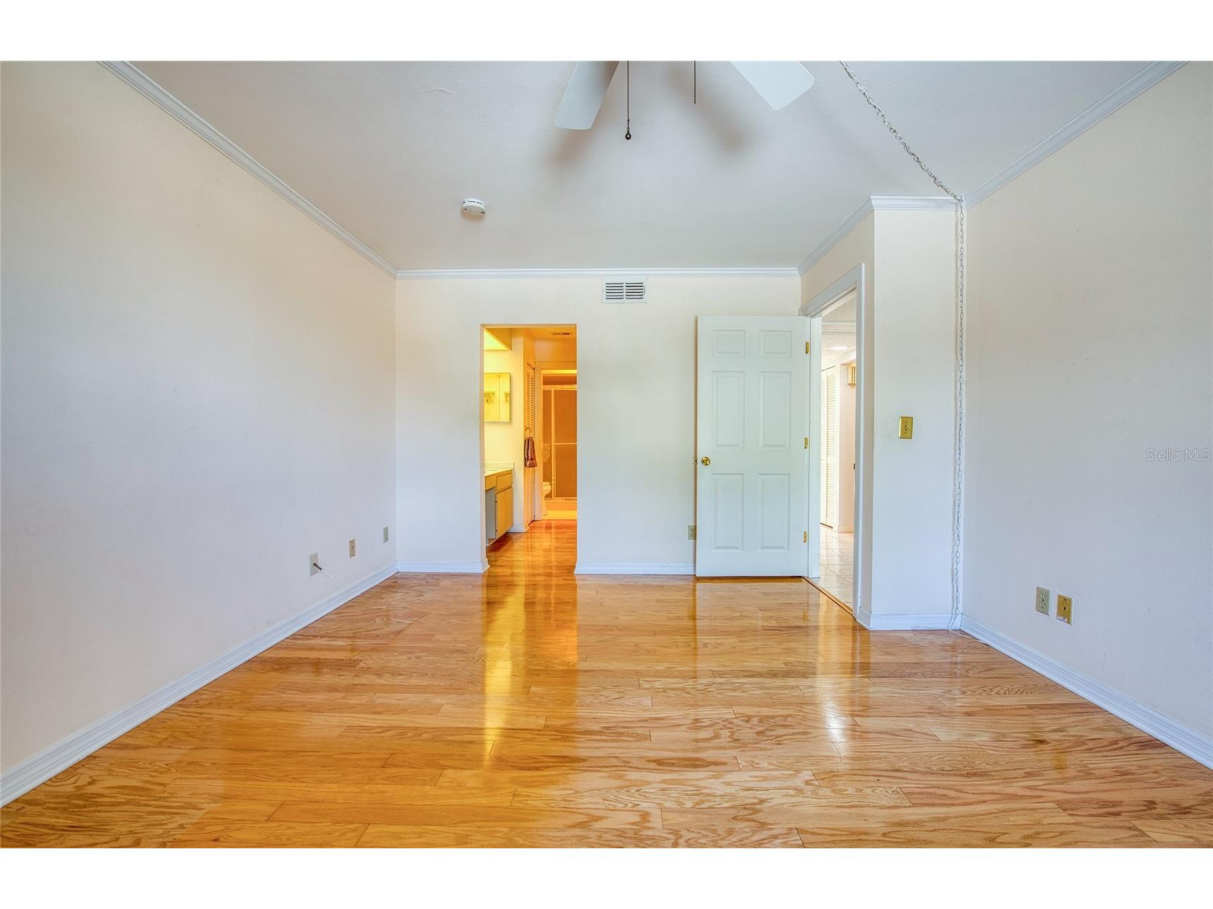 6305 Pelican Creek Crossing #D Saint Petersburg FL 33707 TB8503119 image39