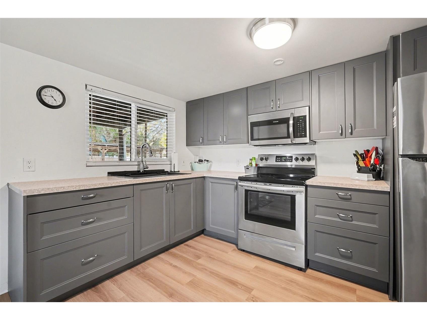 6305 S Macdill Avenue Tampa FL 33611 TB8491622 image2