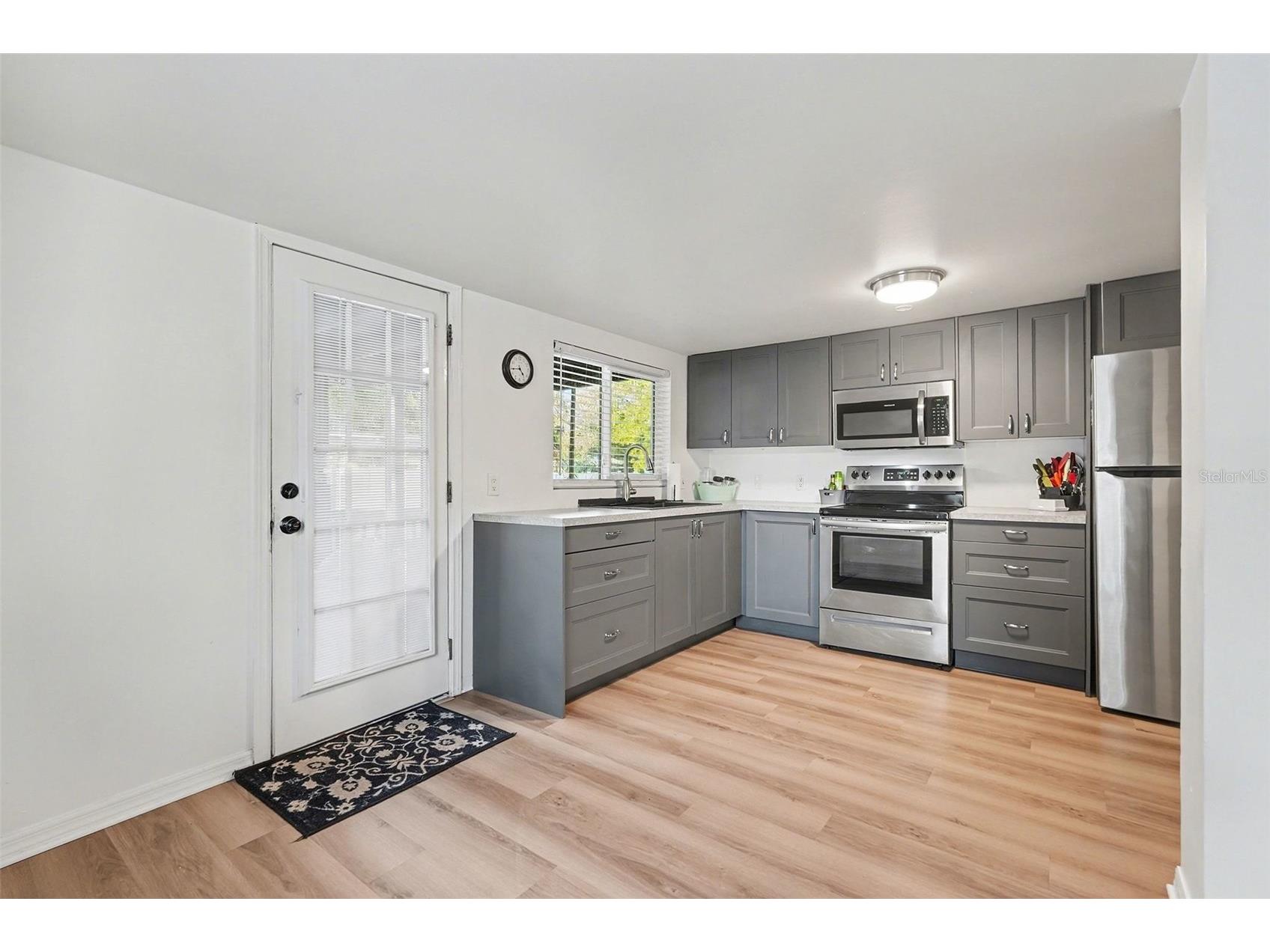 6305 S Macdill Avenue Tampa FL 33611 TB8491622 image6
