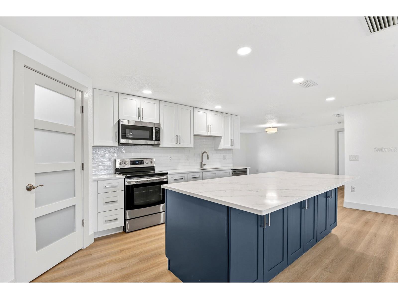 6306 37th Avenue W Bradenton FL 34209 A4693715 image28