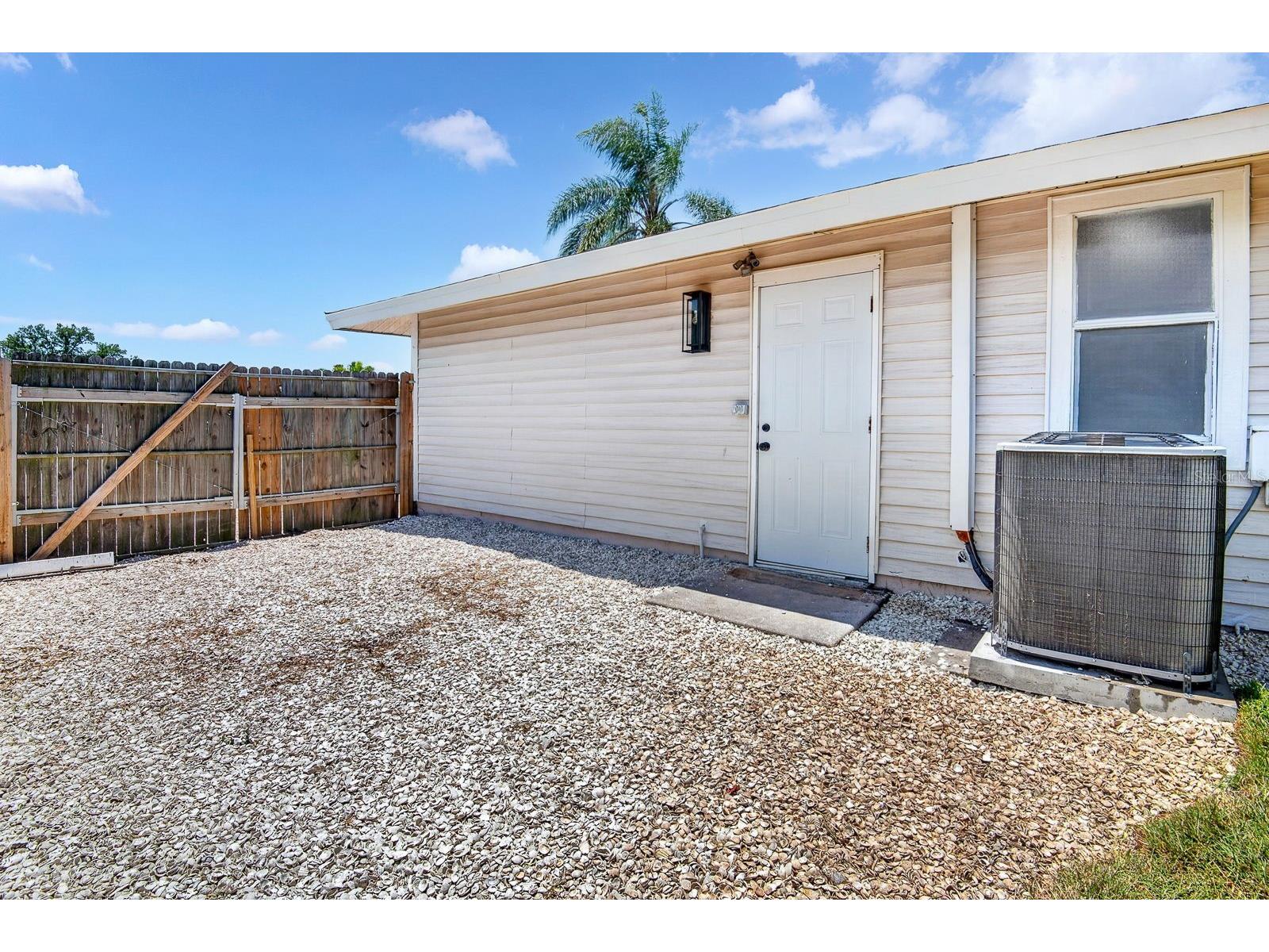 6306 37th Avenue W Bradenton FL 34209 A4693715 image45