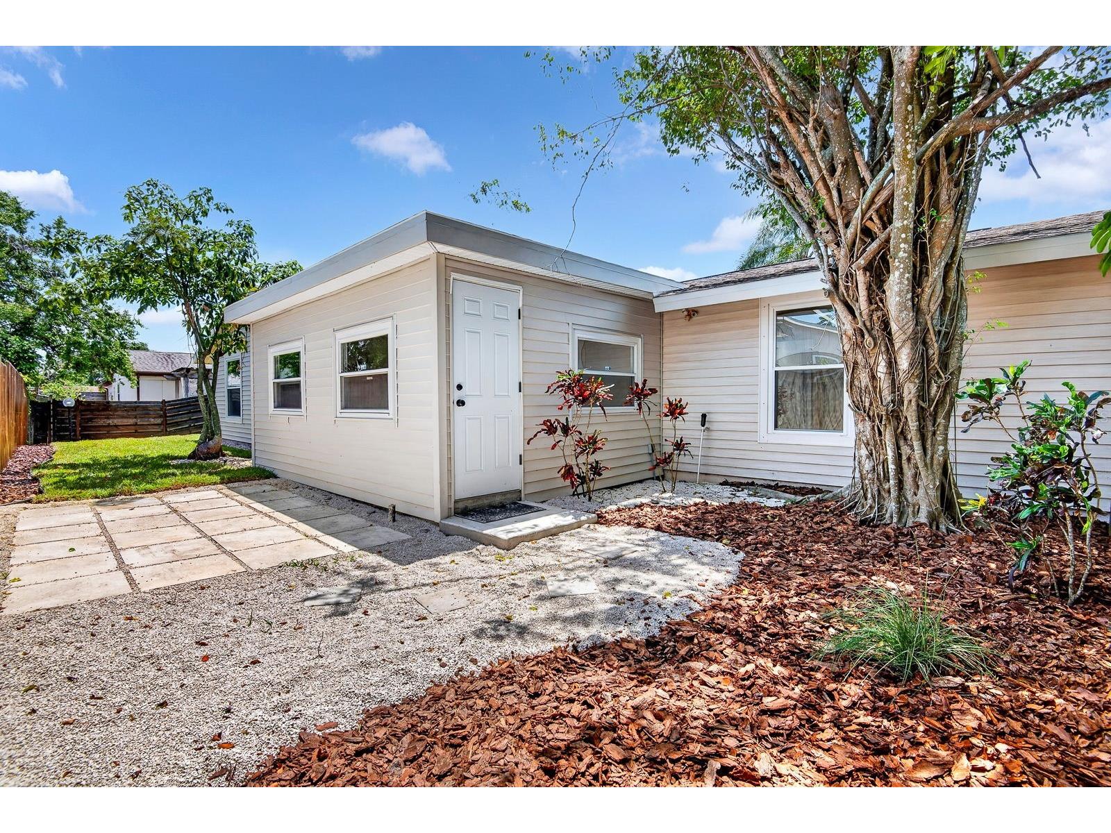 6306 37th Avenue W Bradenton FL 34209 A4693715 image49