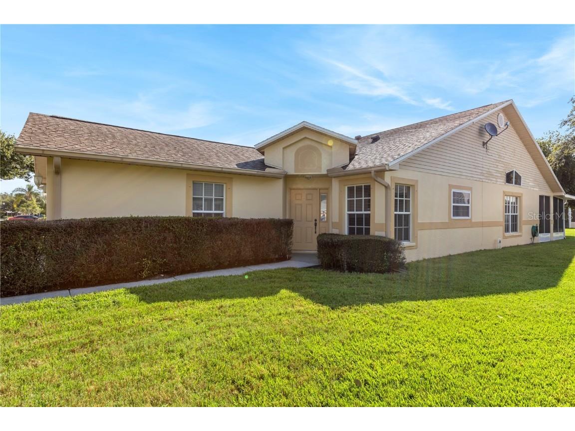 6306 Gentle Ben Circle Wesley Chapel FL 33544 L4947120 image1