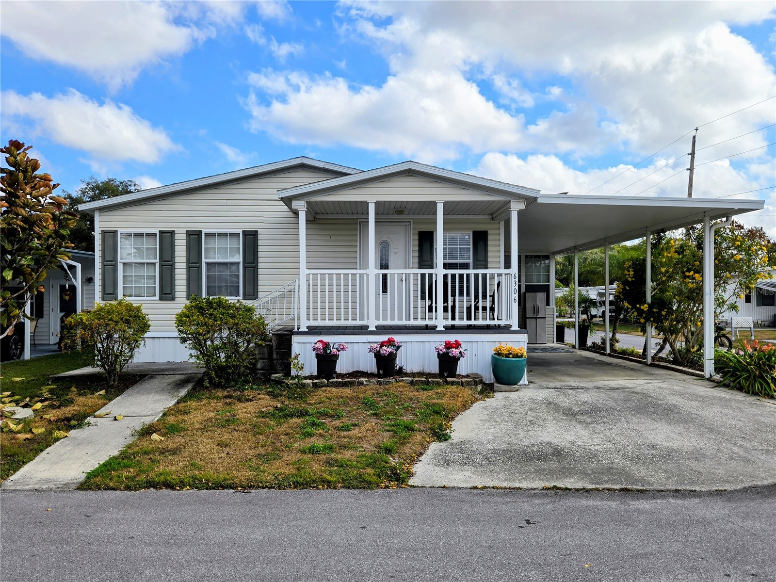 6306 Wealthy Lane Zephyrhills FL 33542 TB8470435 image1