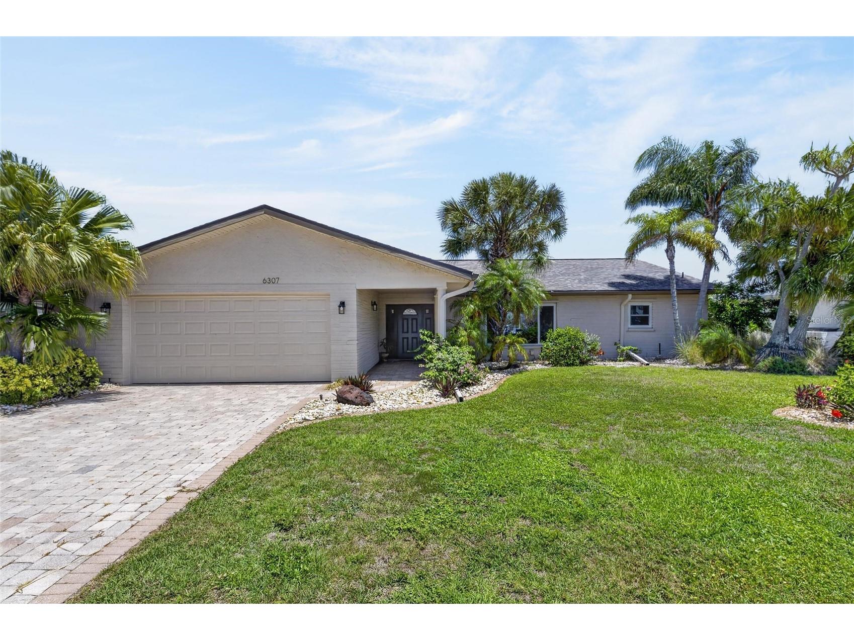 6307 Cottonwood Lane Apollo Beach FL 33572 - TAMPA BAY TB8462311 image4