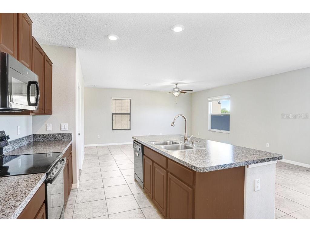6307 Trent Creek Drive Ruskin FL 33573 TB8470766 image12