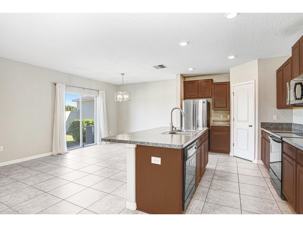 6307 Trent Creek Drive Ruskin FL 33573 TB8470766 image13