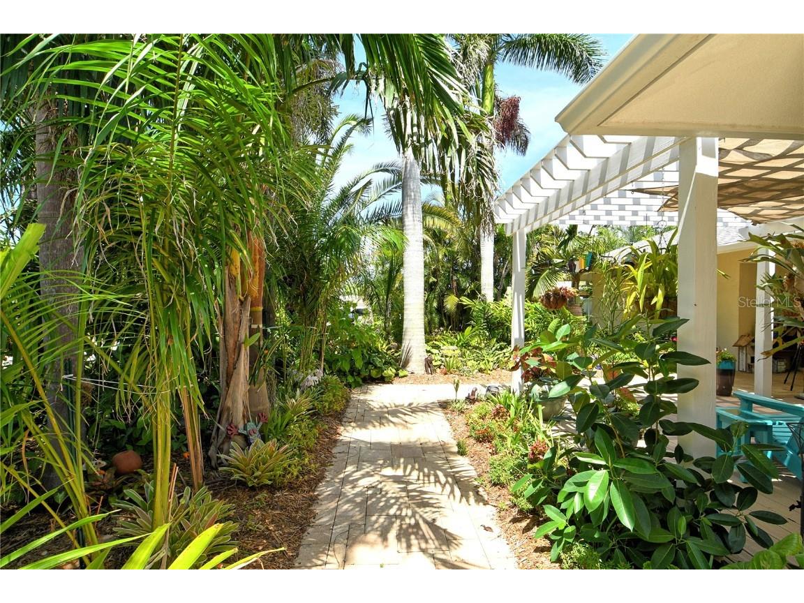 6308 4th Avenue NW Bradenton FL 34209 A4658599 image4